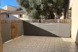 Location appartement Poussan  