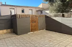 Location appartement Poussan  