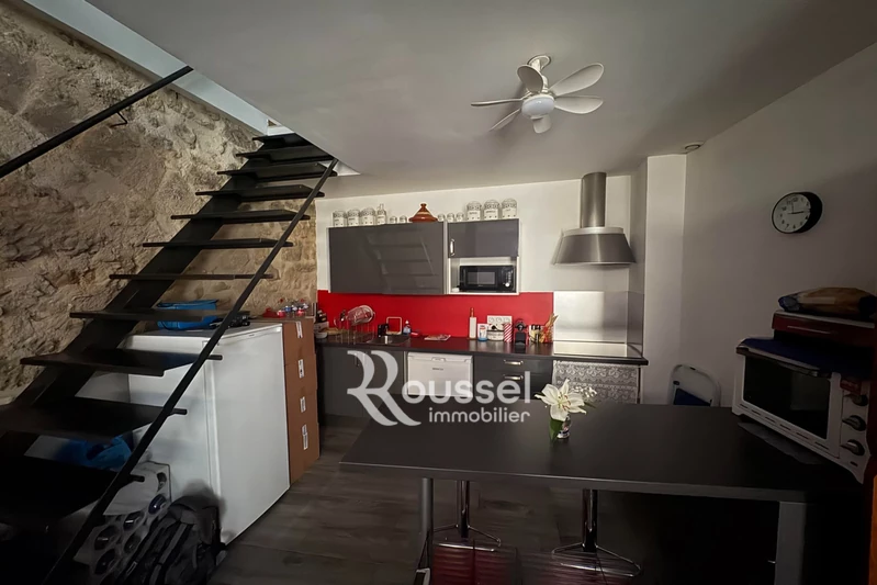 Location appartement Poussan  