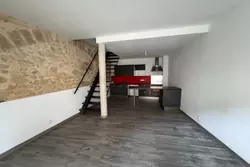 Location appartement Poussan  