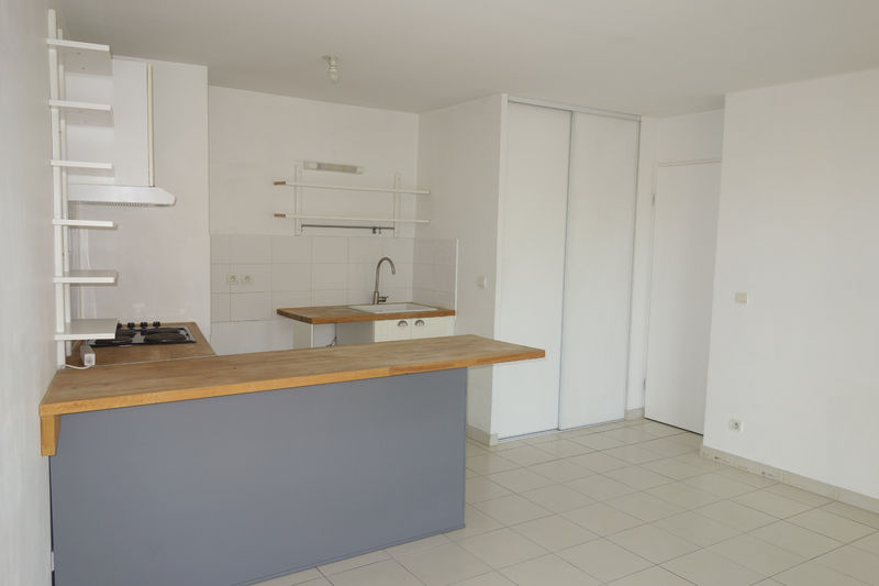 Photo Apartment Cournonterral Village, to buy apartment 3 room 56 m²