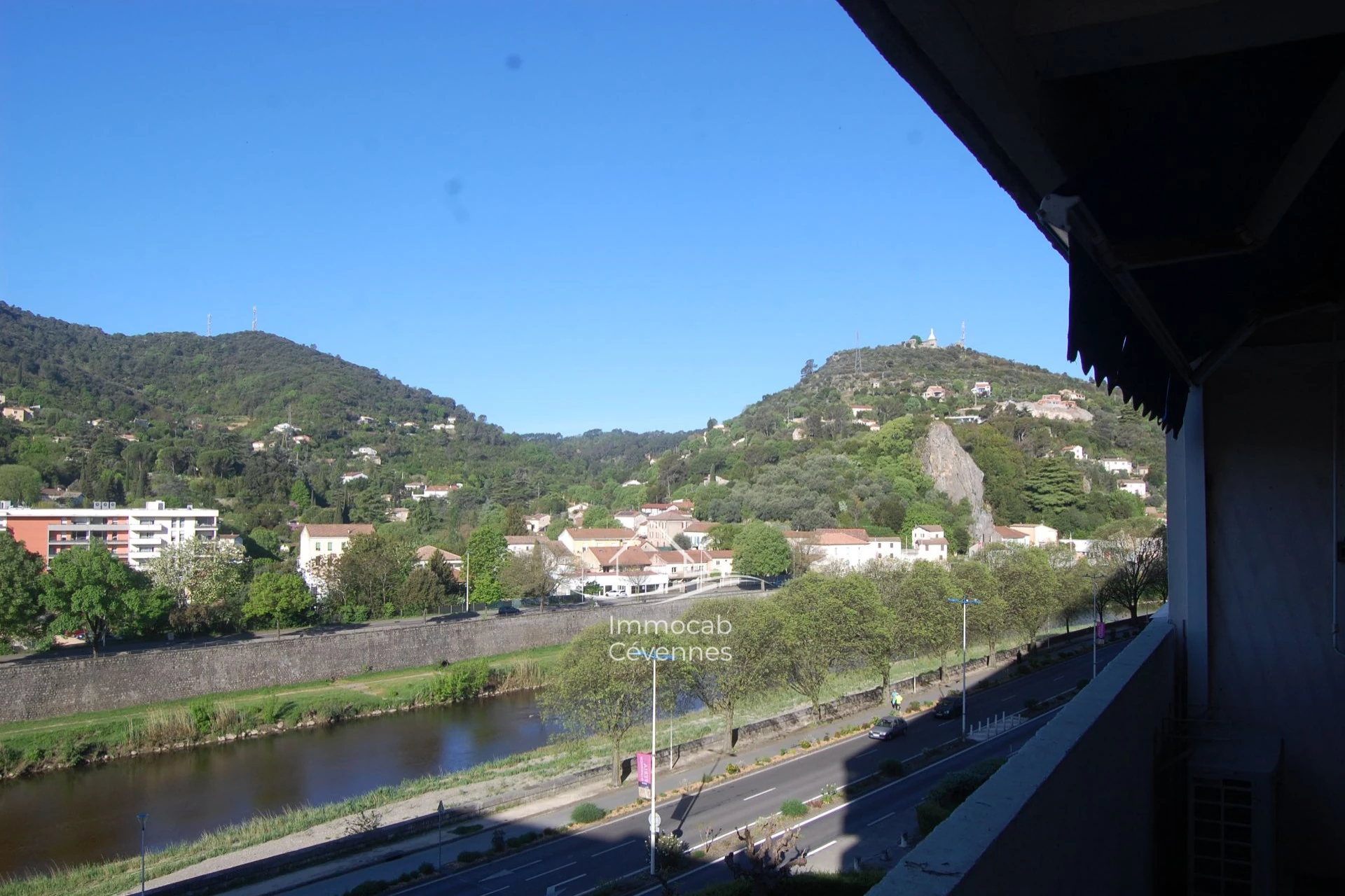 Appartement 4 pièces 80 m² · à Alès · 80 m² · 99 000 €