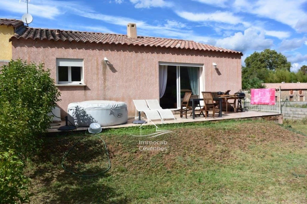 Maison 4 pièces 380 m² · à Anduze · 380 m² · 178 000 €