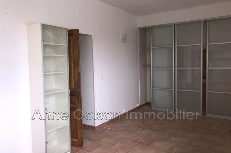 Photo Appartement Meyrargues Centre-ville, Location appartement 3 pièces 55 m²