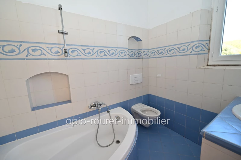 Location appartement Le Rouret  