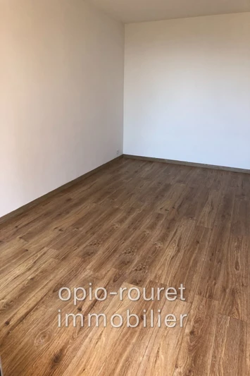 Location appartement Grasse  