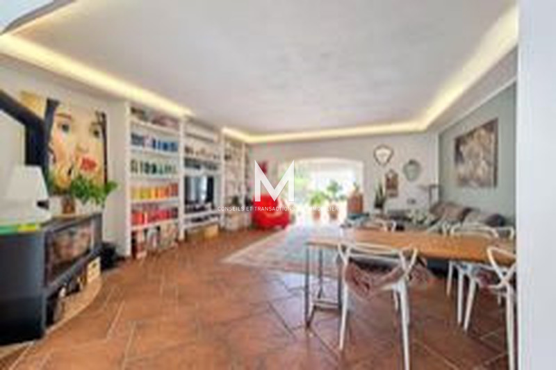 Photo n°4 - Vente Maison villa Le Plan-de-la-Tour 83120 - 669 000 €