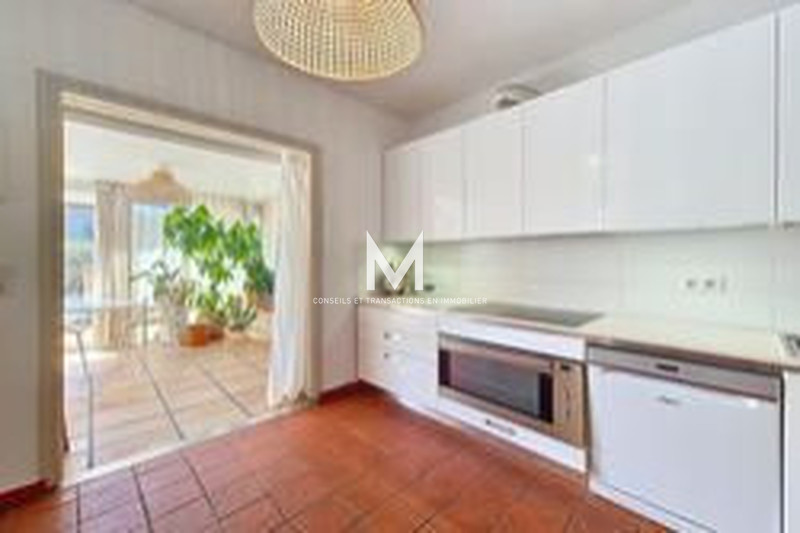 Photo n°5 - Vente Maison villa Le Plan-de-la-Tour 83120 - 669 000 €