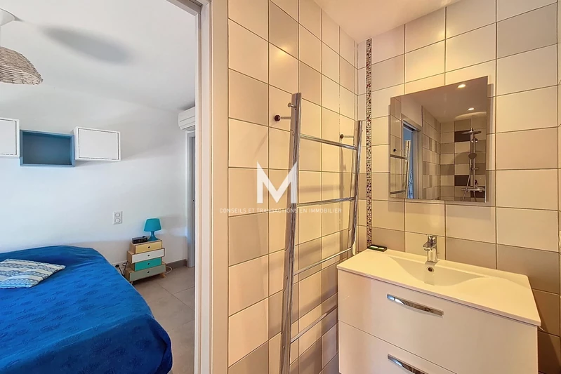 Photo n°10 - Vente Maison villa Le Plan-de-la-Tour 83120 - 768 000 €
