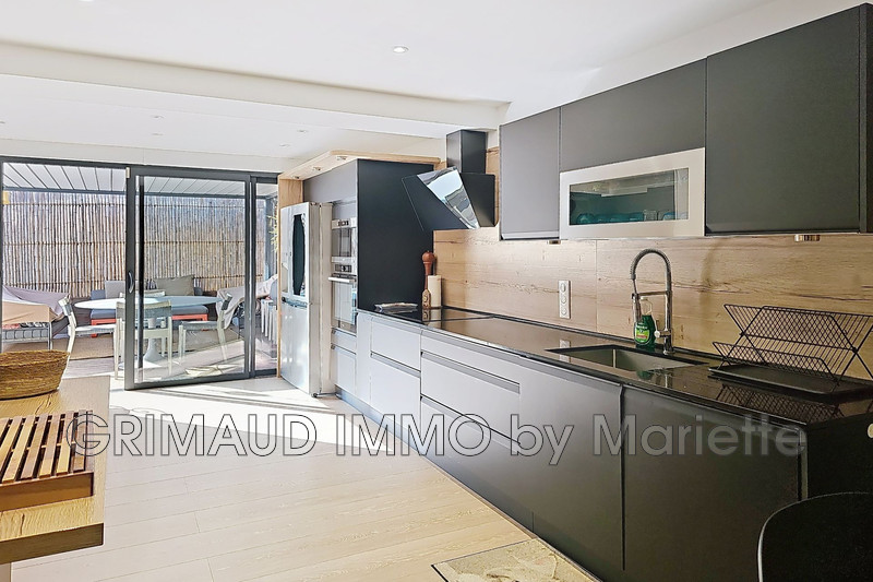 Photo n°2 - Vente appartement Port Grimaud 83310 - 840 000 €