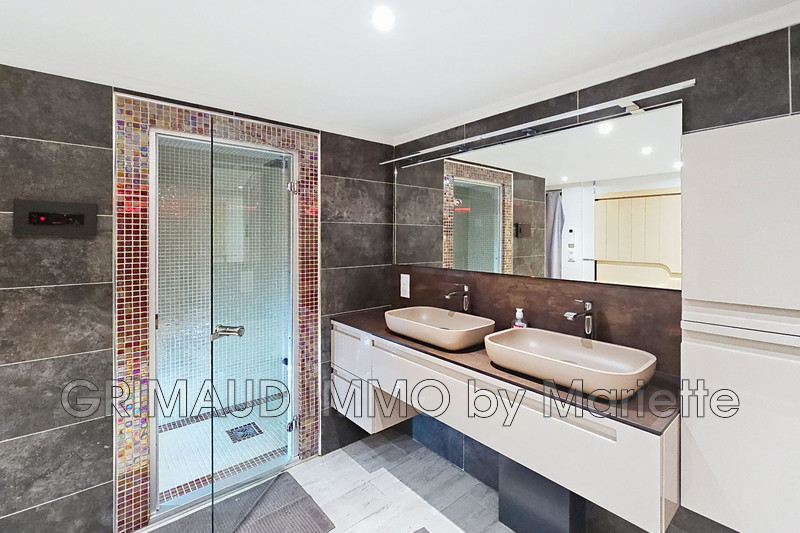Photo n°8 - Vente appartement Port Grimaud 83310 - 840 000 €