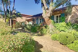 Photos  Maison de campagne à vendre La Garde-Freinet 83680