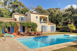 Photos Maison Villa provençale à vendre La Garde-Freinet 83680