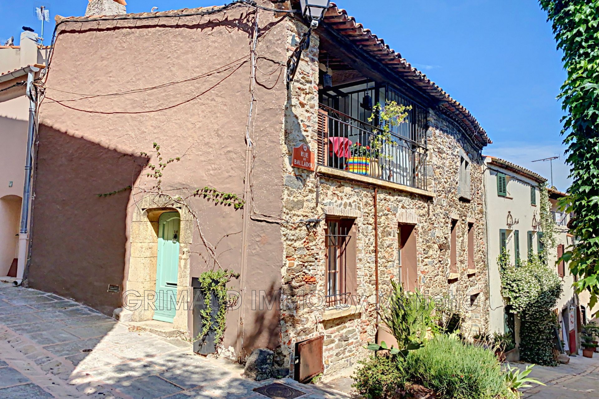 2 bedroom Village house for sale Grimaud Village 91 m²