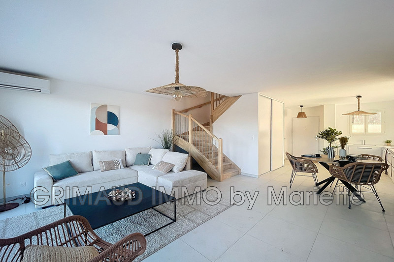 Photo n°2 -  maison La Garde-Freinet 83680 - 459 000 €