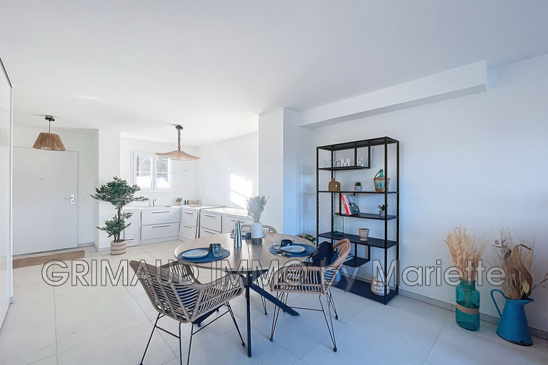 Photo n°3 - Vente maison La Garde-Freinet 83680 - 459 000 €