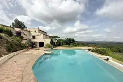 Photos  Maison Propriété à vendre La Môle 83310
