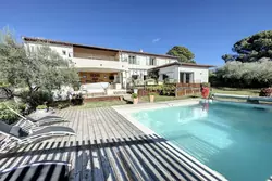 Photos  Maison à vendre La Garde-Freinet 83680