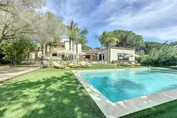 Photos  Maison Villa provençale à vendre Grimaud 83310