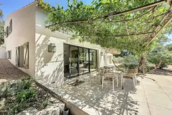 Photos  Maison de campagne à vendre La Garde-Freinet 83680