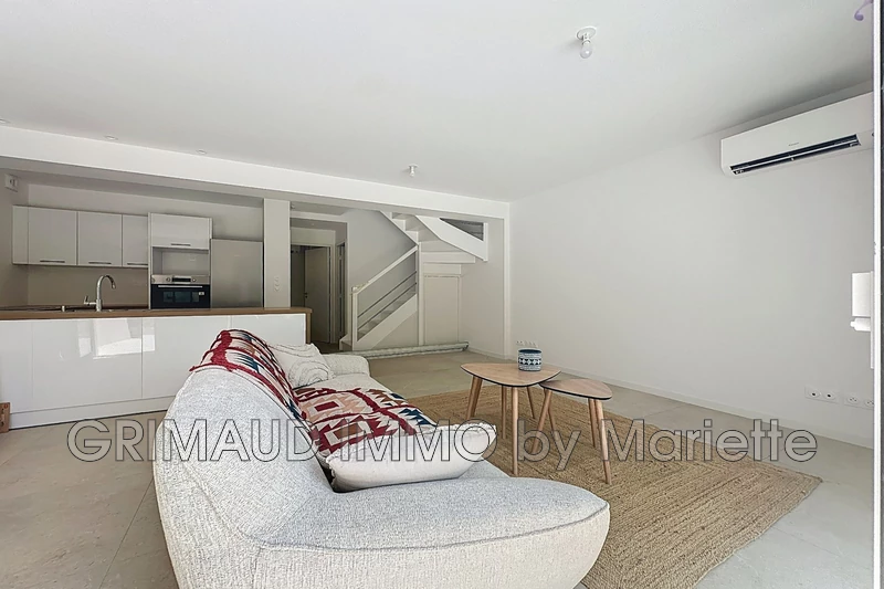 Vente mazet Grimaud  