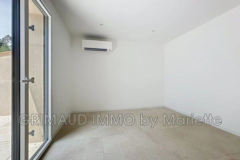 Vente mazet Grimaud  