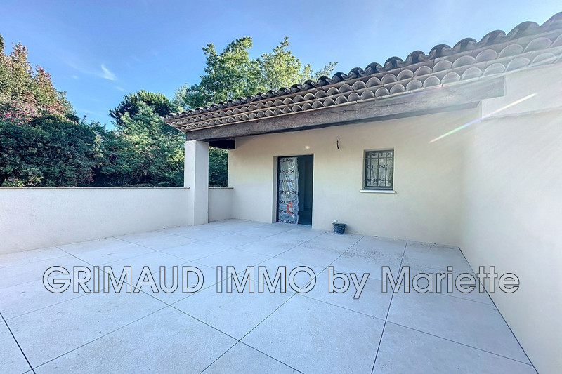Vente mazet Grimaud  