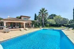 Photos Maison Villa provençale à vendre Le Plan-de-la-Tour 83120