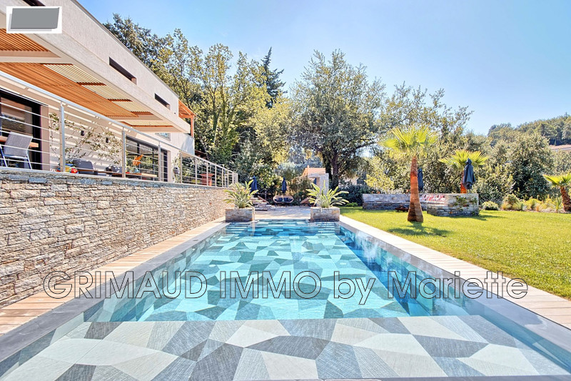 Photo n°2 - Vente maison contemporaine La Garde-Freinet 83680 - 2 420 000 €