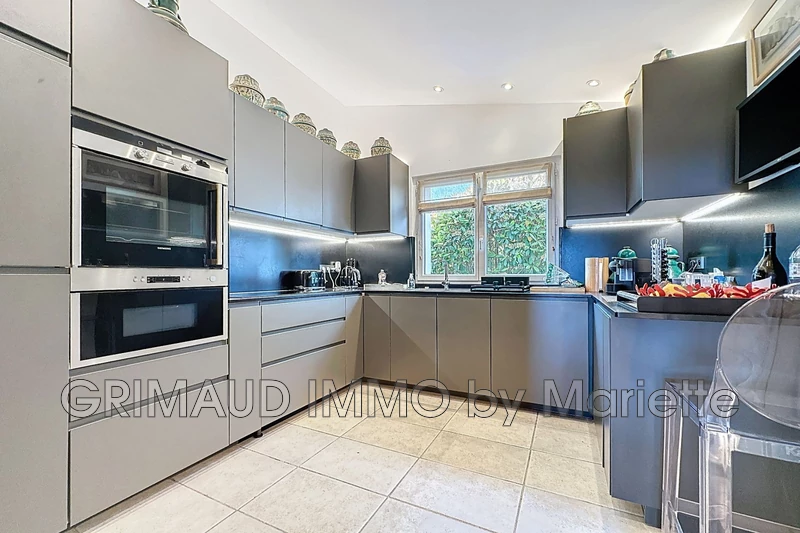 Vente bastide Grimaud  