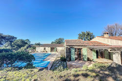 Photos  Maison de campagne à vendre La Garde-Freinet 83680