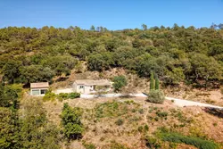 Photos  Maison à vendre La Garde-Freinet 83680