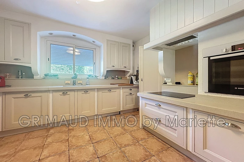 Photo n°6 - Vente Maison villa provençale Cogolin 83310 - 892 500 €