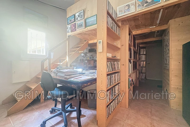Photo n°16 - Vente Maison villa provençale Cogolin 83310 - 892 500 €
