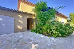 Photos  Maison Villa provençale à vendre Cogolin 83310