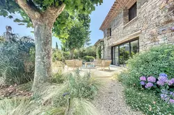 Photos  Maison contemporaine à vendre La Môle 83310