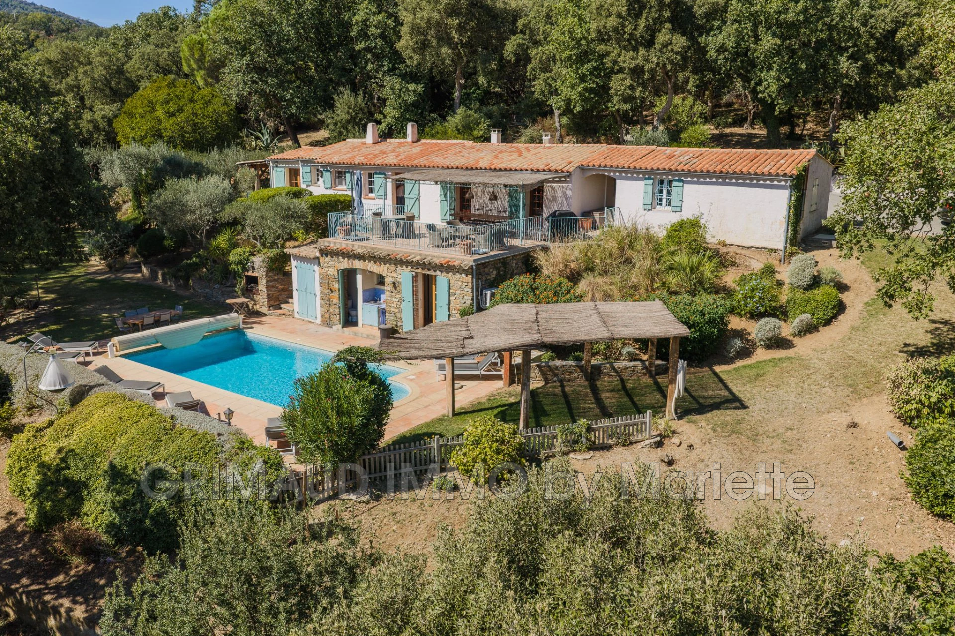 Maison 131 m² · à La Garde-Freinet · 131 m² · 985 000 €