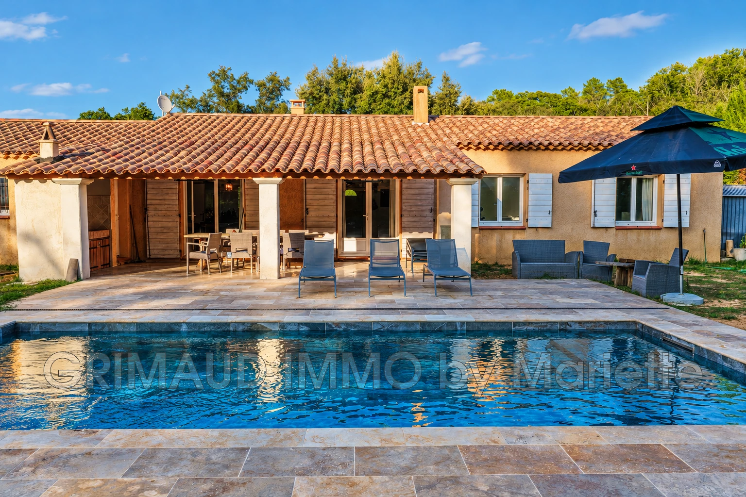 Maison 2 pièces 141 m² · à La Garde-Freinet · 141 m² · 895 000 €