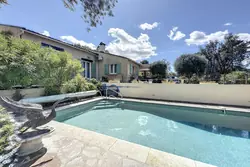 Photos  Maison à vendre La Garde-Freinet 83680
