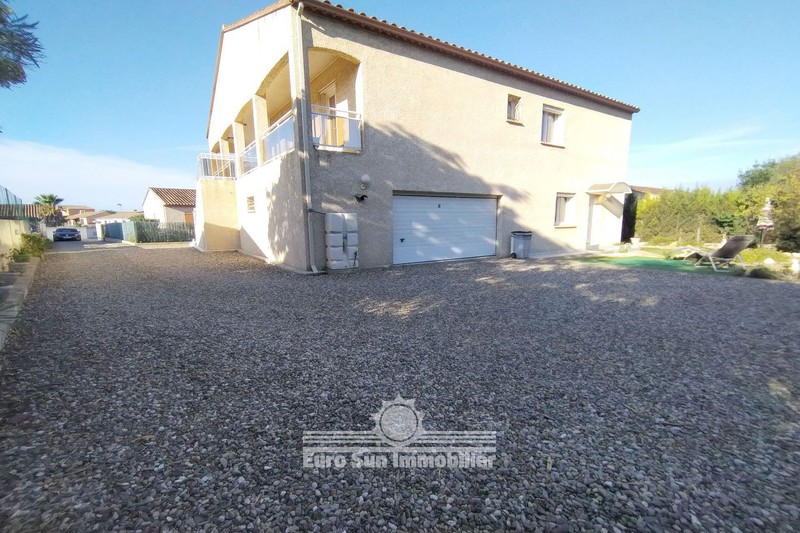 Photo Villa Lespignan to buy villa 4 bedroom 212 m²