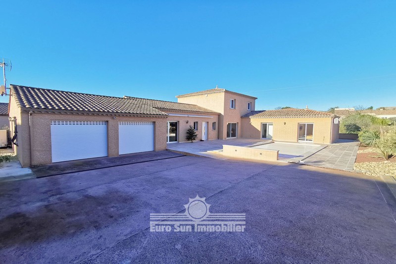 Photo Villa Nissan-lez-Enserune   to buy villa  4 bedroom   184&nbsp;m&sup2;
