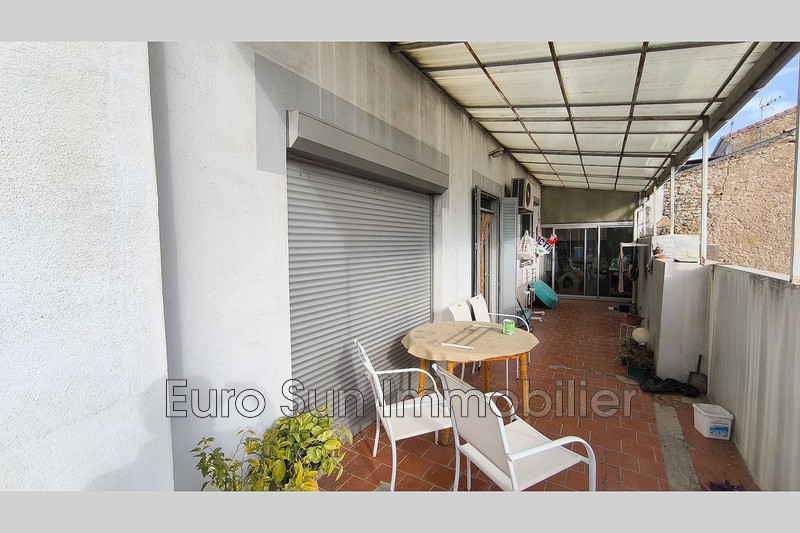 Townhouse Puisserguier   to buy townhouse  3 bedroom   160&nbsp;m&sup2;