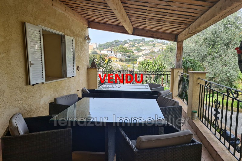Photo Villa Golfe-Juan Résidentiel,   achat villa  3 chambres   105&nbsp;m&sup2;