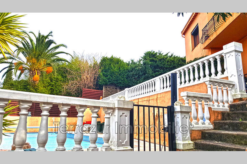 Photo Villa Golfe-Juan Residentiel, achat villa 6 chambres 234 m²