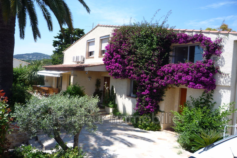 Photo Villa Juan-les-Pins Proche plages, achat villa 6 chambres 250 m²