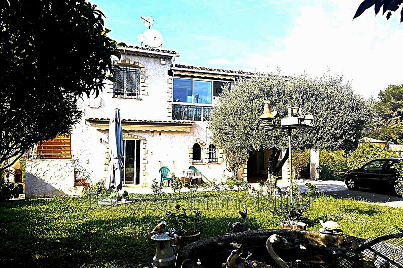 Photo Villa Antibes Très résidentiel, achat villa 6 chambres 280 m²