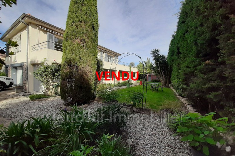 Photo Villa Juan-les-Pins Proche toutes commodités,   to buy villa  5 bedrooms   173&nbsp;m&sup2;