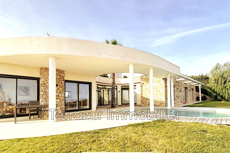 Photo Villa Antibes Très résidentiel, achat villa 3 chambres 160 m²