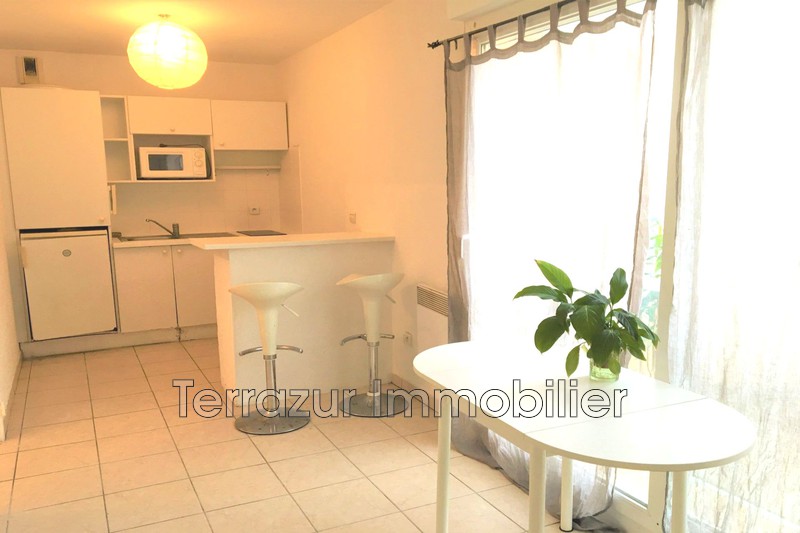 Photo Appartement Golfe-Juan Proche toutes commodités, achat appartement 1 pièce 25 m²