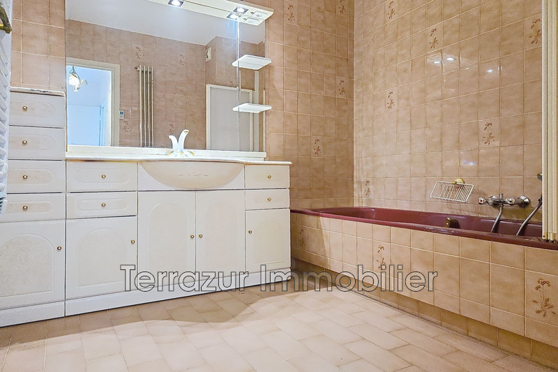 Vente traversant Golfe-Juan  